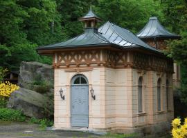 Ferienwohnung Jagdschloss Bielatal，位于Bielatal的豪华型酒店