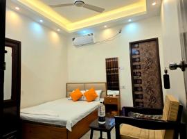 Hotel Nagar，位于Khulna的酒店