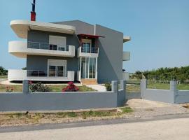 Renting apartment for short times，位于Agnándia的酒店