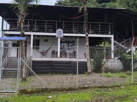 Casa Hotel La Cherna，位于巴亚索拉诺的酒店