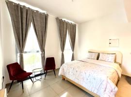 The Cosy Loft，位于沙迦的带泳池的酒店