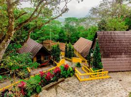 Hotel Refugio Cariguana，位于埃尔巴列德安通的酒店