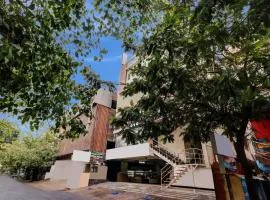 Hotel O Mugdha grand