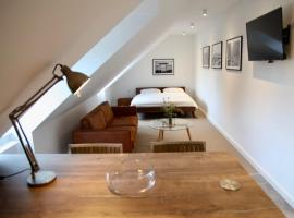 Apartment Dublin im Brikkhaus "regionale Historie trifft auf internationale Moderne"，位于Kläden的酒店