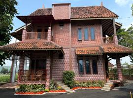 Villa surga hijau，位于Sangkanurip的酒店