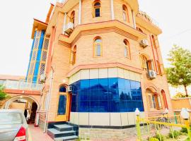Bashaw Residency Top Rated In Srinagar Only 6 Kms from Srinagar International Airport And Only 5 Kms From Srinagar Railway Station，位于斯利那加的酒店