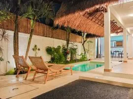 Peaceful & Modern 2BDR Villa - Seminyak - 5 mins to La Favela