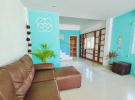 Spacious 2 bedroom house in Hin Kong，位于新孔的酒店