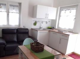 Charming studio apartment with parquet，位于阿尔塔穆拉的酒店