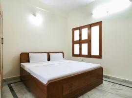 HOTEL SHREE BHAMESHWAR Near Mansa Devi Temple and Chandi Devi Temple# Ganga River - Fully Air conditioned Rooms - Best Budget Hotel，位于哈里瓦的酒店