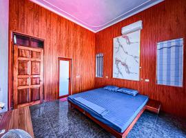 Chiềng Farm Homestay Ho&agrave; B&igrave;nh，位于Cao Phong的木屋