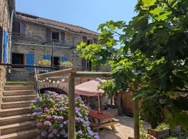 gîte de l'olivier - 3 étoiles - domaine de l'olivier，位于Faugères的酒店