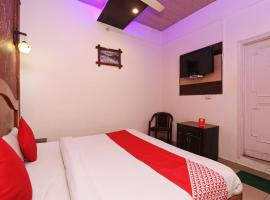 Flagship Dolphin Hotel (rupam Guha Neogi)，位于Bārāsat的酒店
