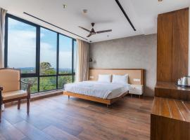 Royal Holidays & Stays，位于Pattāmbi的酒店