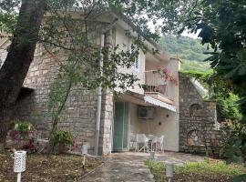 Iskra house - Perazica Do，位于Perazića Do的酒店