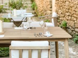 DIX Restaurant & Chambres d'hôtes, Sainte-Alvere, Dordogne，位于Saint-Alvère的酒店