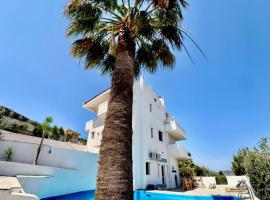 2 bedroom self-contained apartment and swimming pool at Palm Tree Villa，位于阿纳维索斯的酒店