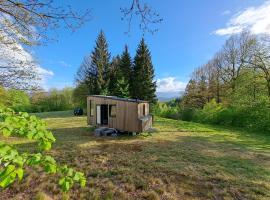 Domek Mobilny w Górach Sokolich，位于Karpniki的酒店
