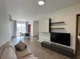 Spacious Stay 2 Bed with Terrace - by HostMT