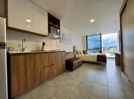 Apartaestudio con balcón en zona top