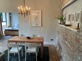 Helle Loft mit eingenem Garten