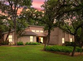 2 King Bedrooms in Texas Hill Country Relaxing Oasis