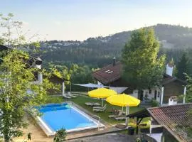 Ferienwohnung WaldGlück mit Pool & Sauna