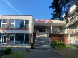 Hotel FLÓRA retro