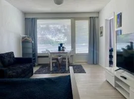 Huttu 1 - Ihqu yksiö loistavalla sijainnilla