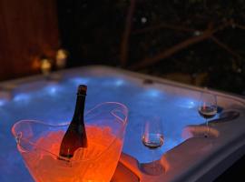 Spa Garden Lounge，位于木洛希尼的酒店