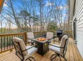 Golf, pets, hot tub "May the Course Be With You" Ellijay GA