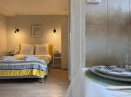 Studio chaleureux au cœur d'Excideuil avec wifi et animaux admis - FR-1-839-7