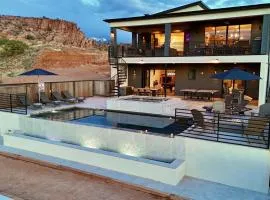New Exclusive Retreats Desert Vista Heated Pool