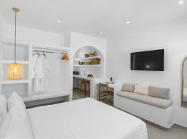 Elena Studios & Apartments，位于皮索利瓦迪的自助式住宿