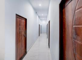 Hotel O ANKIT HOTEL & RESTAURENT，位于Handiā的酒店
