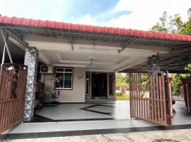 Familia 69 Homestay，位于双溪大年的酒店
