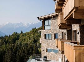 Puitalm Apartments & SPA by Peak Stay，位于皮茨河谷阿兹尔的酒店
