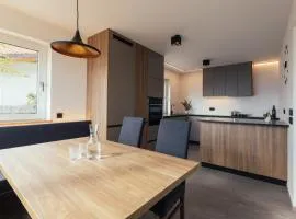 Alpenglow Apartments