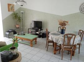 Maison au 55，位于Juvigny的酒店