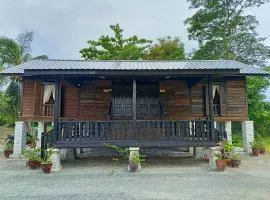 Rumah Kayu Masjid Zahir