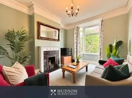 Wellington Home with Garden