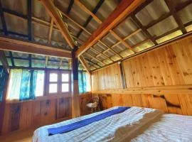 Rosevine - Homestay Trekking Tour