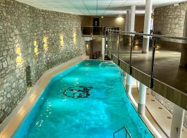 瓦塞切罗斯韦斯特伯格酒店及Spa，位于Westerburg的酒店