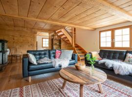 Hygge Hüs - Apartments，位于Grengiols的酒店