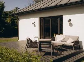 Cozy private house near beach in Roja