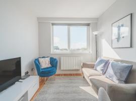 Fabulous Central Eastleigh 1 Bedroom Apartment，位于伊斯特雷格的酒店