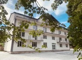 D&T Hotel