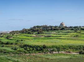 AX The Heights Residences - Adults Only，位于Ħal-Bajjada的酒店