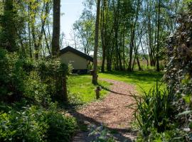 Camping de Heemtuin，位于Tripscompagnie的酒店