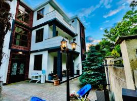Holiday House Green Cape Batumi，位于姆兹瓦内康茨基的酒店